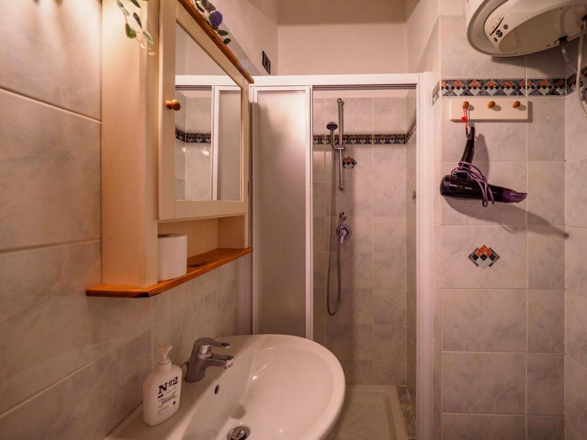 ヴェルナッツァCasa Teresa With Ac And Balconyアパートメント エクステリア 写真